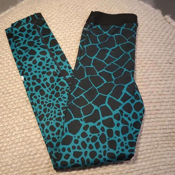 Nike Pro Workout Pants - size xs - Picture 8 of 8